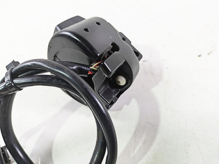 2018 Harley FXBR Softail Breakout Right Hand Start Stop Control Switch 71500462 {{ shop.shopifyCountryName }} - Mototech271
