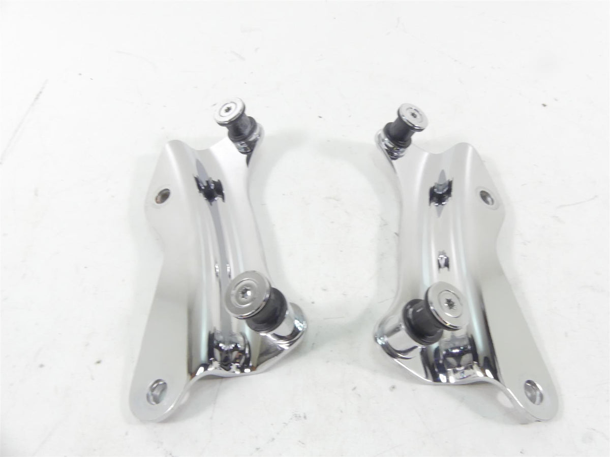 2014 Harley Touring FLHX Street Glide Rear Quick Release Sissy Bar Mount {{ shop.shopifyCountryName }} - Mototech271