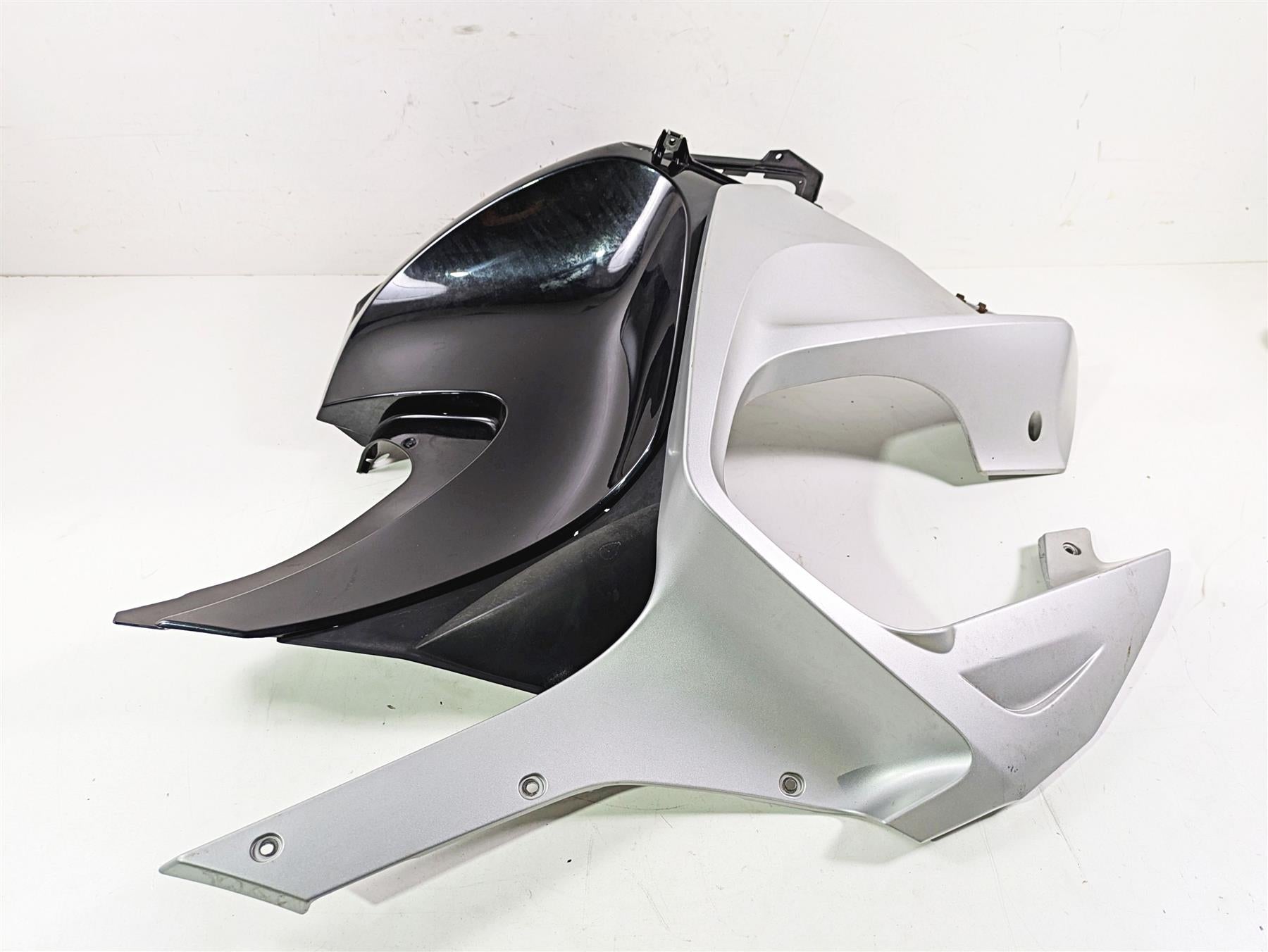 2009 BMW R1200RT K26 Right Main Side Fairing Cover Cowl 46637681054 | Mototech271