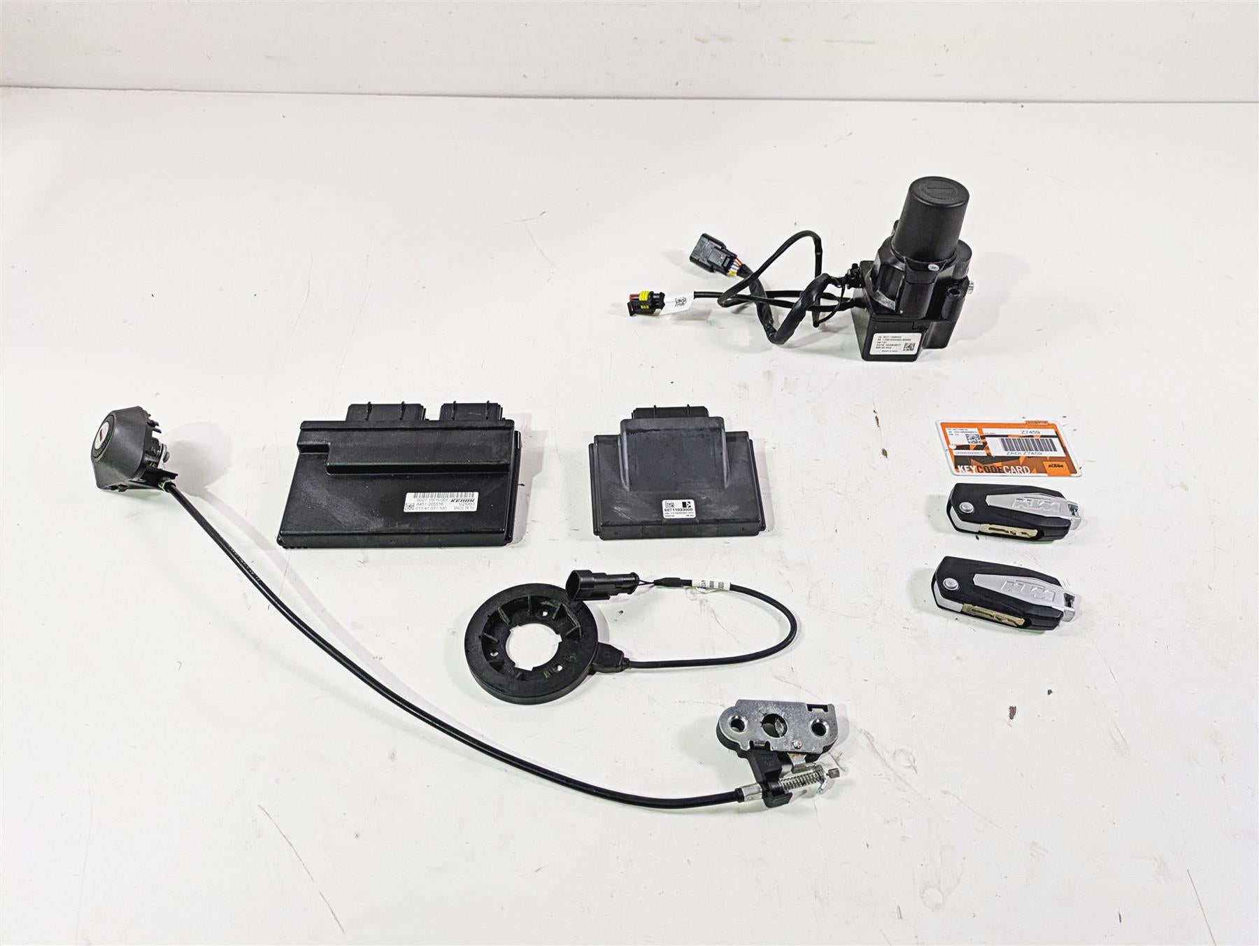 2018 KTM 1290 Super Adv S Cdi Handsfree Ignition Switch Key Card Set 60711066000