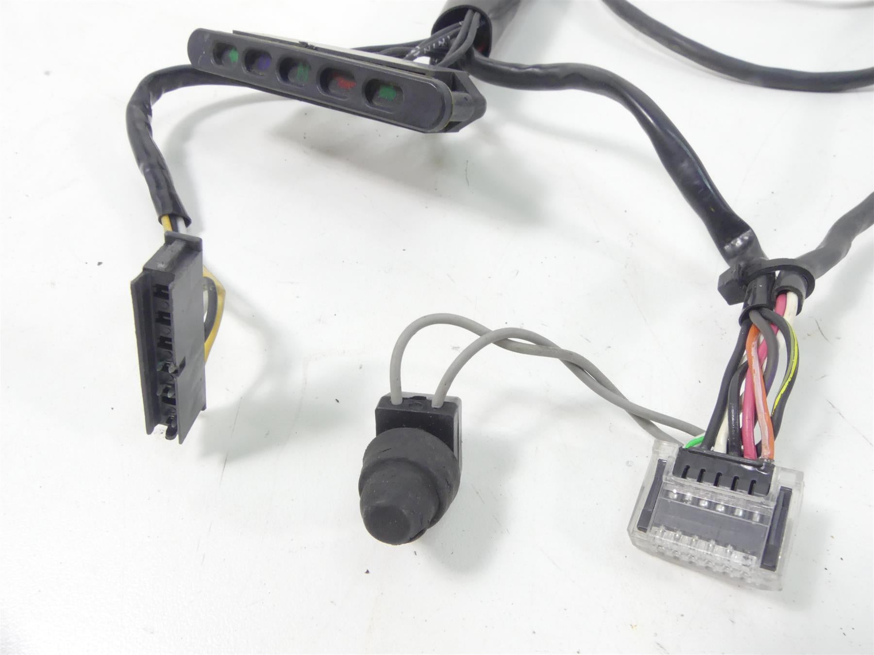 2002 Harley XL1200 Sportster Indicator Dual Gauge Wiring Harness 68811-01 {{ shop.shopifyCountryName }} - Mototech271