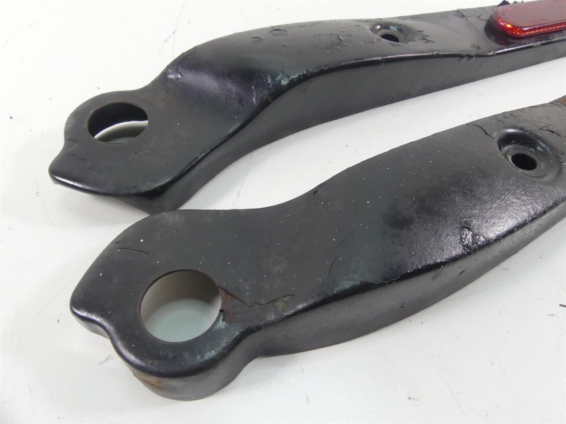 2011 Harley FXDWG Dyna Wide Glide Rear Fender Struts Braces Cover Set 59459-10 {{ shop.shopifyCountryName }} - Mototech271