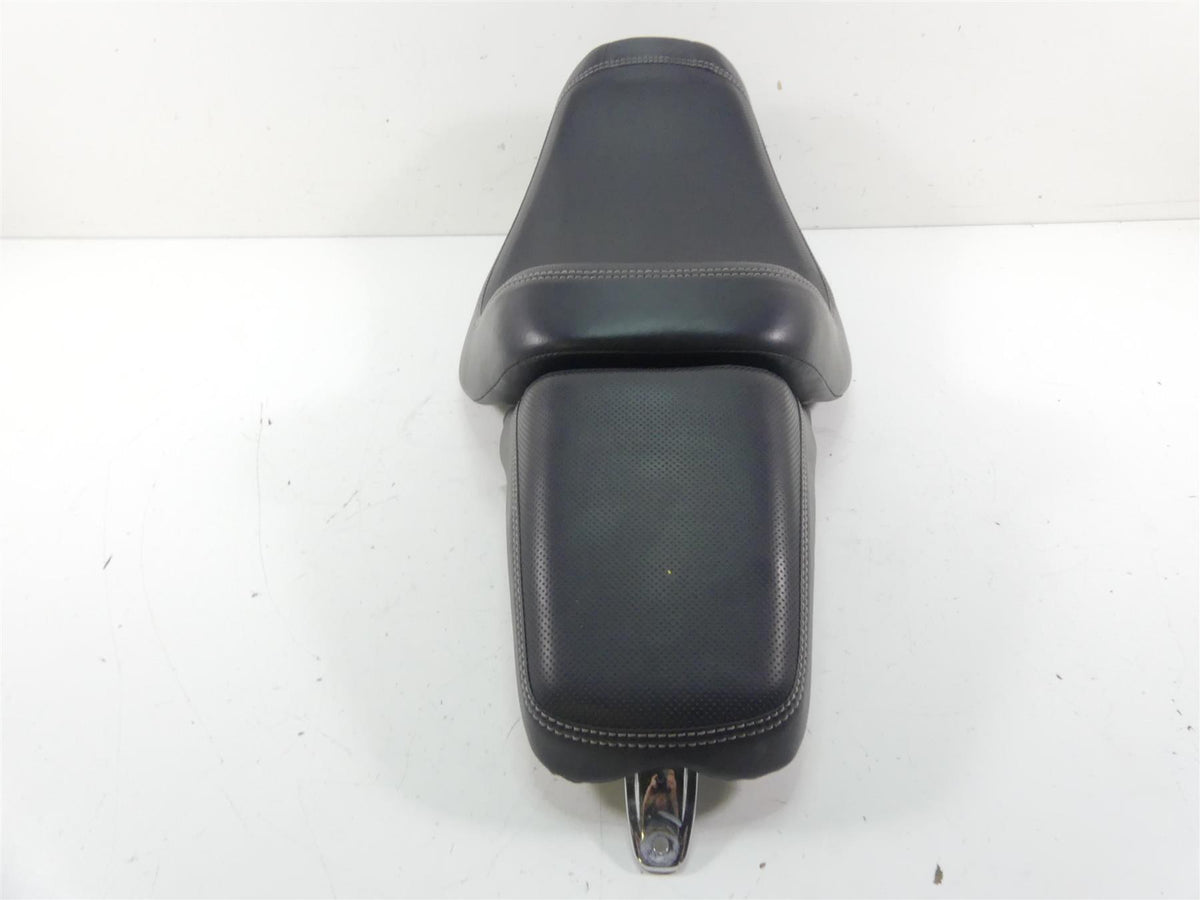 2015 Harley FXDF Dyna Fat Bob Rider Driver Passenger Dual Seat Saddle 52000117 {{ shop.shopifyCountryName }} - Mototech271