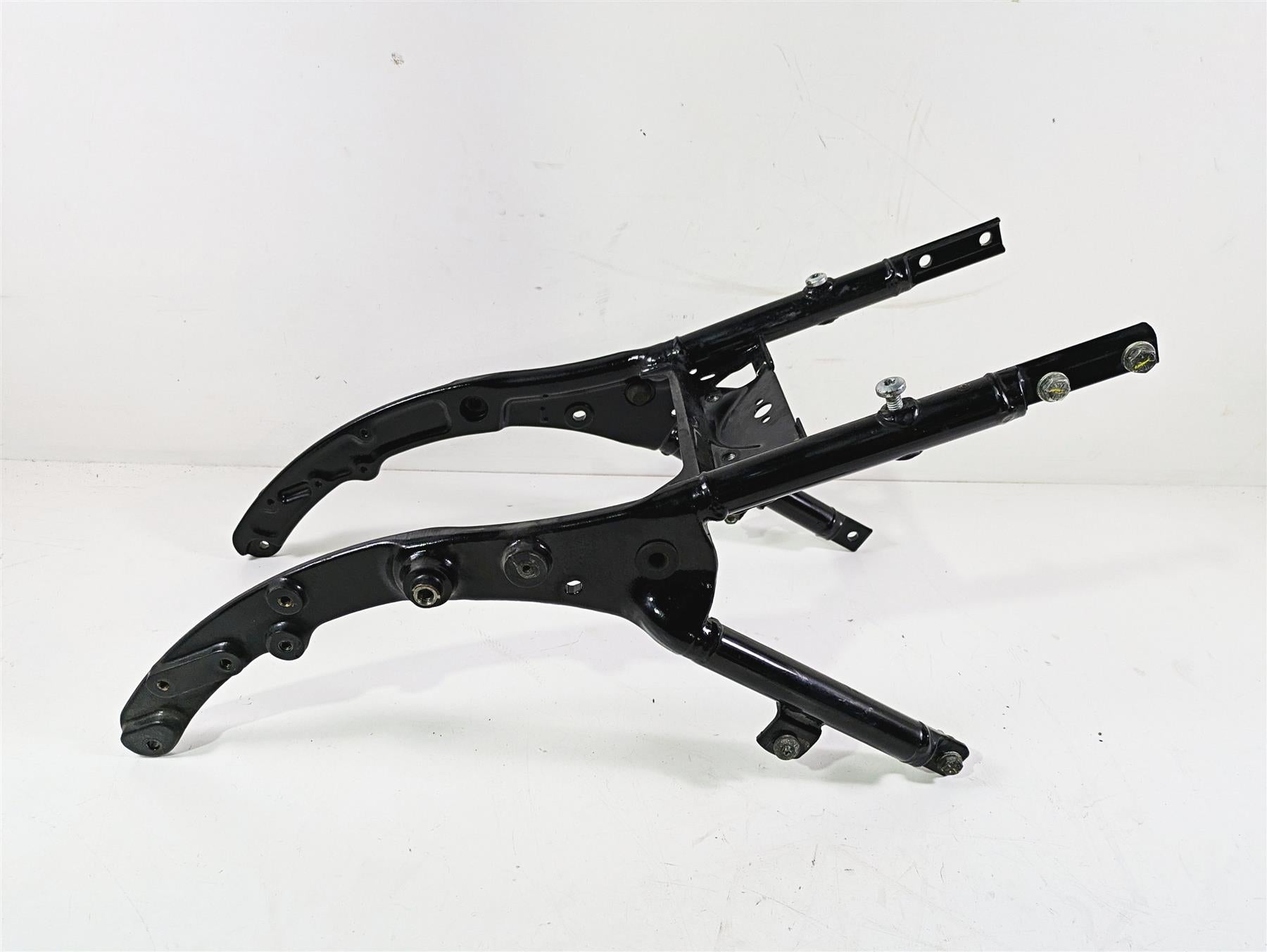 2010 Harley Touring FLHX Street Glide Rear Sub Frame Subframe 48079-09BHP {{ shop.shopifyCountryName }} - Mototech271