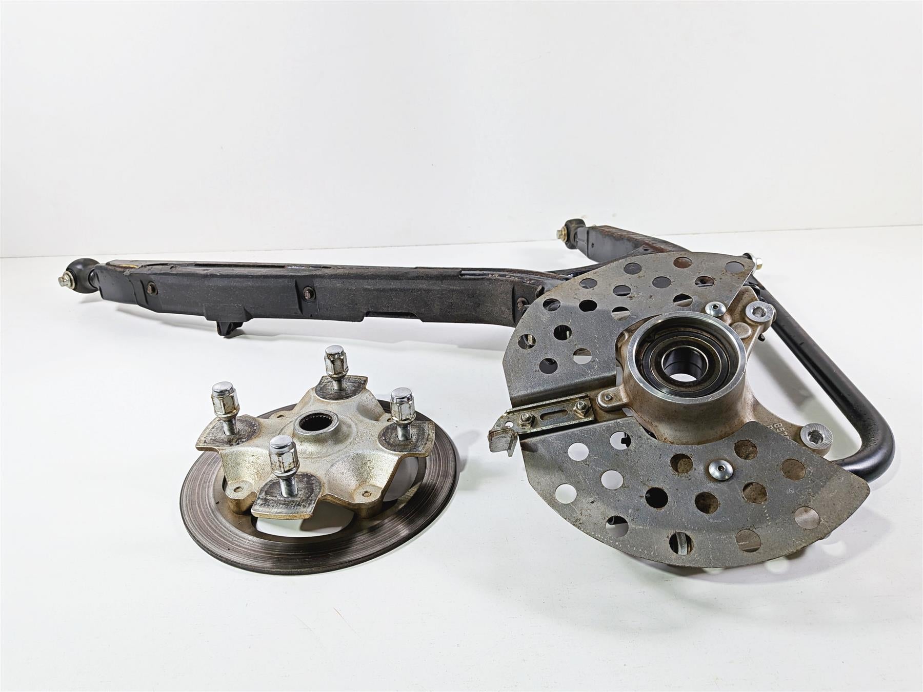 2021 Yamaha YXZ1000R EPS SS SE Right Rear Trailing Arms Hub 2HC-F2107-50-00 {{ shop.shopifyCountryName }} - Mototech271