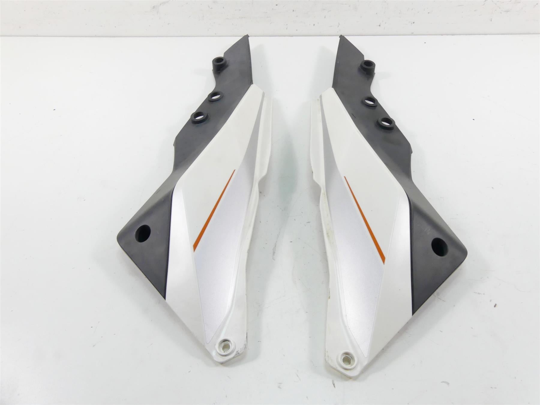 2015 KTM 1290 Adventure Rear Left Right Tail Fairing Cover Set 6030804300033 {{ shop.shopifyCountryName }} - Mototech271