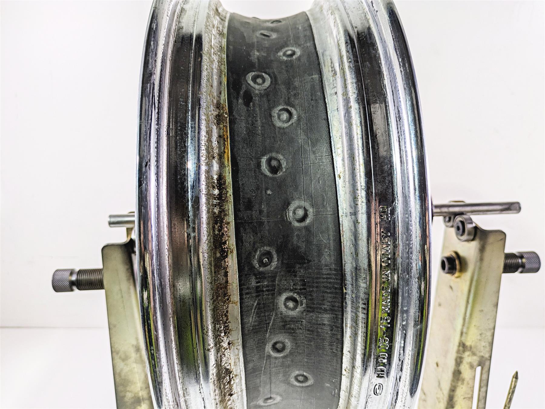 2016 Harley Touring FLHR Road King 16x5 Rear Wheel Spoke Rim - Read 41052-09 {{ shop.shopifyCountryName }} - Mototech271