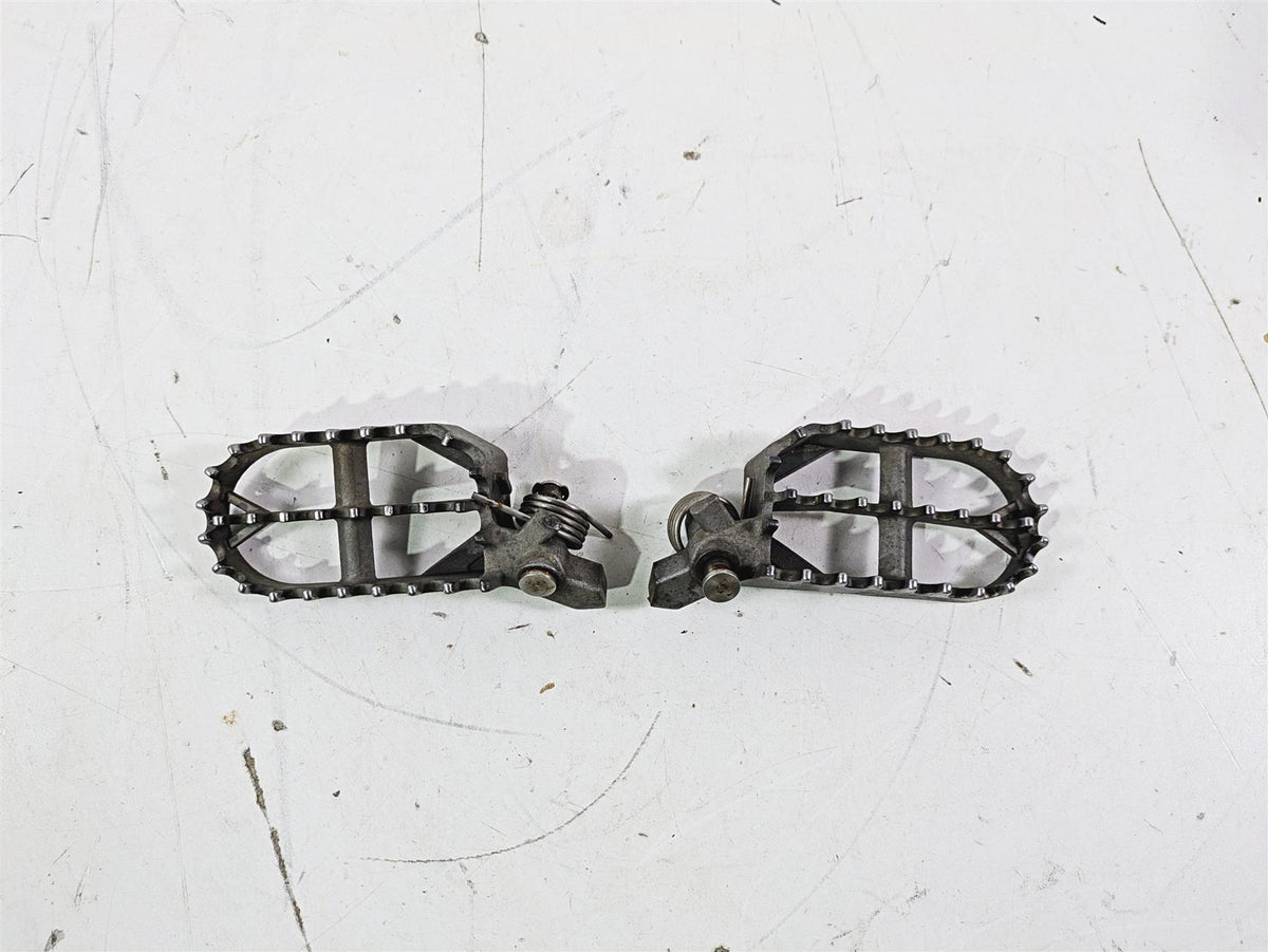 2015 BMW R1200GS Adv K51 Oem Rider Footpeg Foot Peg Set 46718529843 46718529844 {{ shop.shopifyCountryName }} - Mototech271