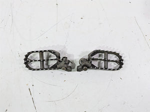 2015 BMW R1200GS Adv K51 Oem Rider Footpeg Foot Peg Set 46718529843 46718529844