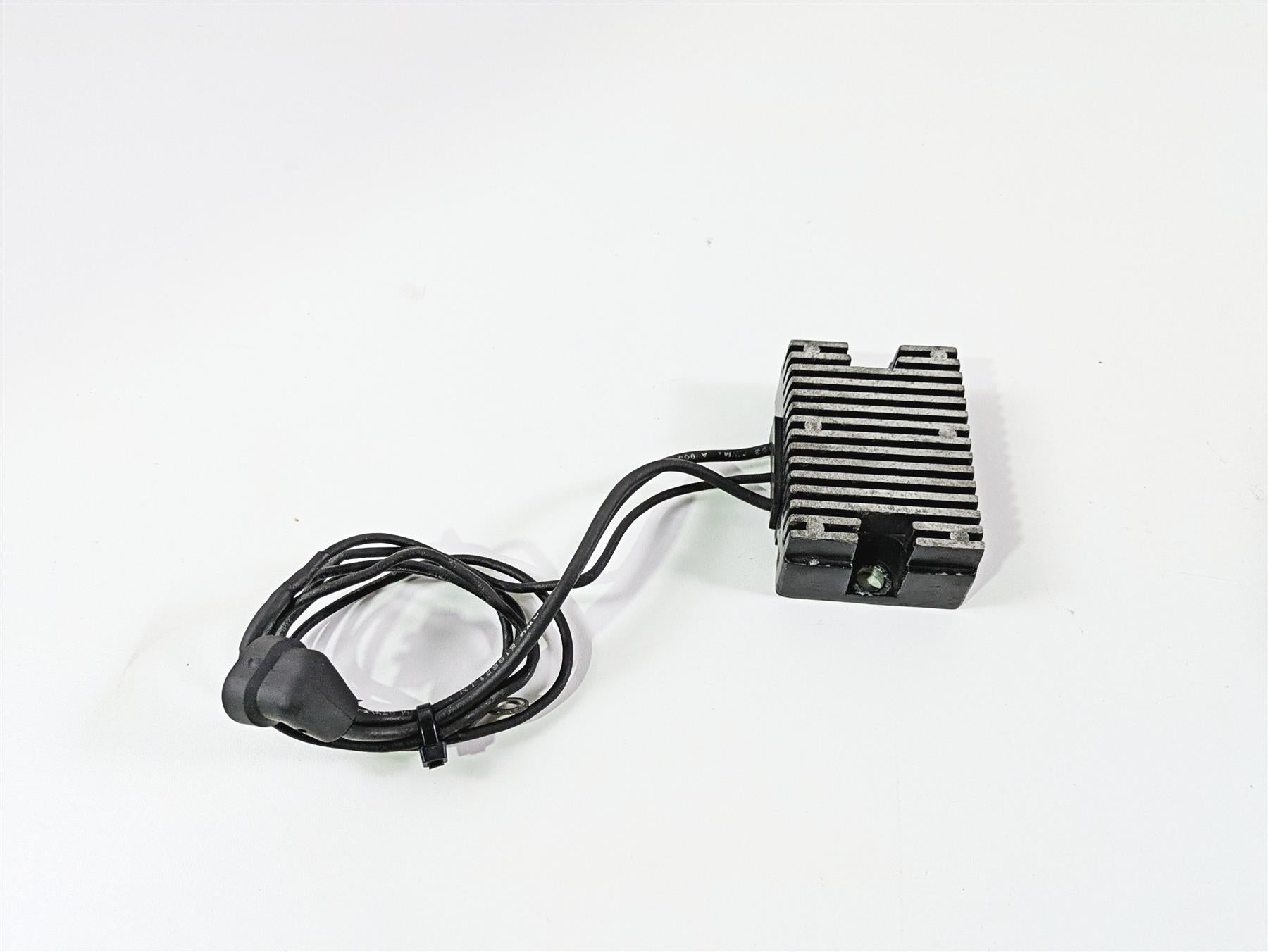 2002 Indian Spirit Deluxe Rectifier Voltage Regulator 94-034 {{ shop.shopifyCountryName }} - Mototech271
