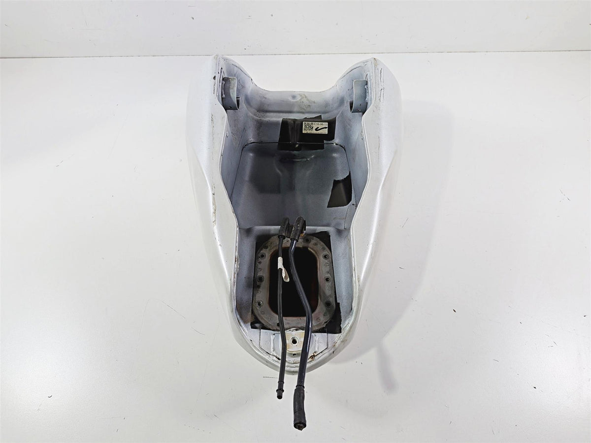 2017 Victory Octane 1200 Fuel Gas Petrol Tank - Dent 1021999 {{ shop.shopifyCountryName }} - Mototech271