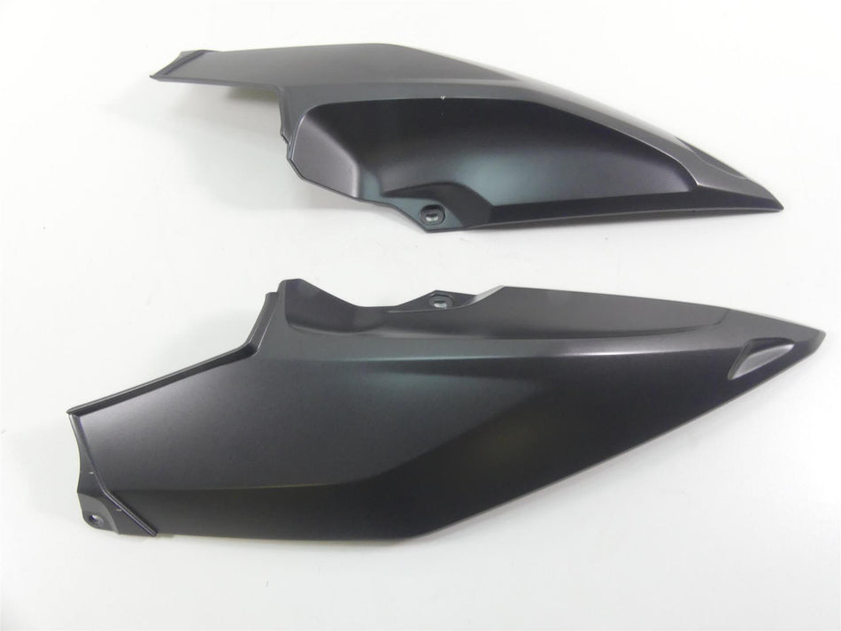 2014 BMW K1600 GTL K48 Upper Fuel Gas Tank Fairing Cover Set 46637710453 {{ shop.shopifyCountryName }} - Mototech271