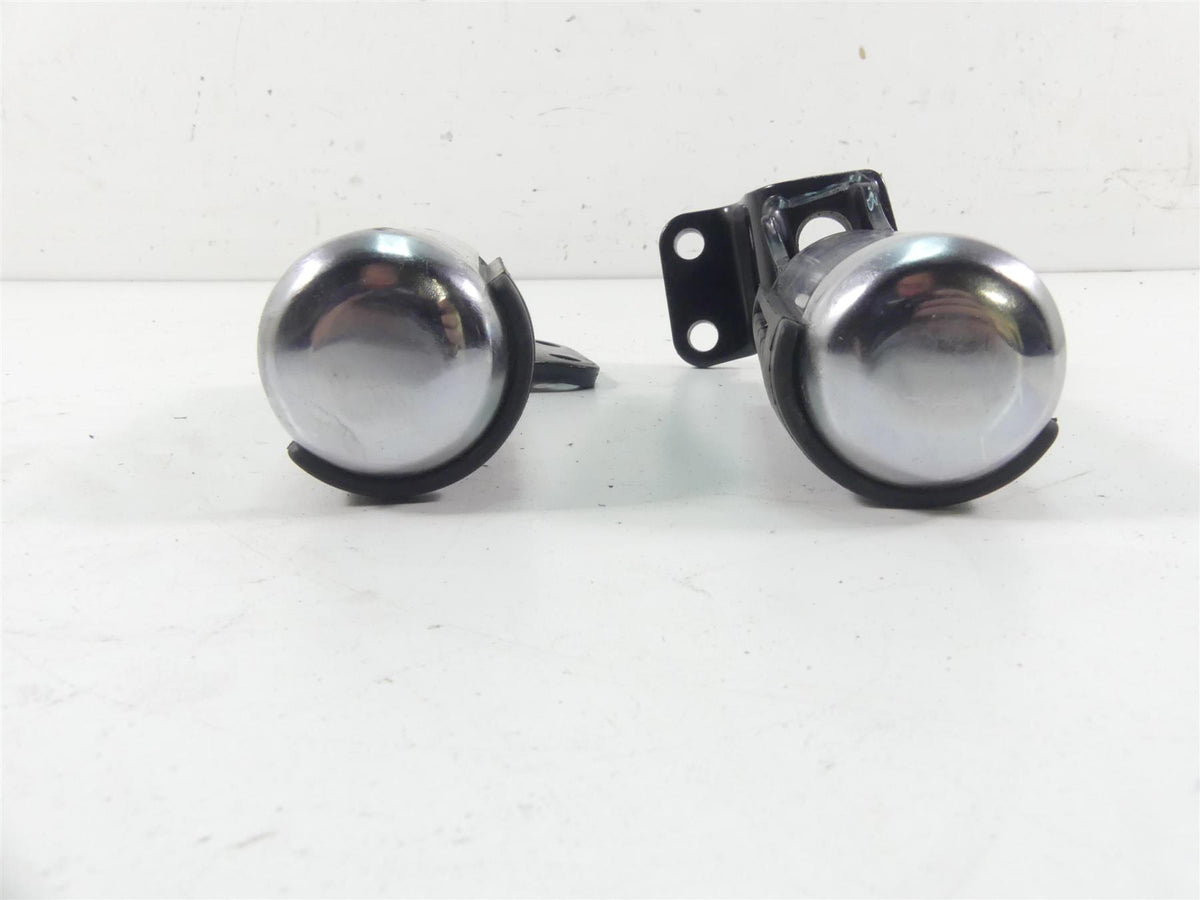 2002 Honda VTX1800 C Rear Passenger Footpeg Set 50680-MCH-000 50685-MCH-000 {{ shop.shopifyCountryName }} - Mototech271