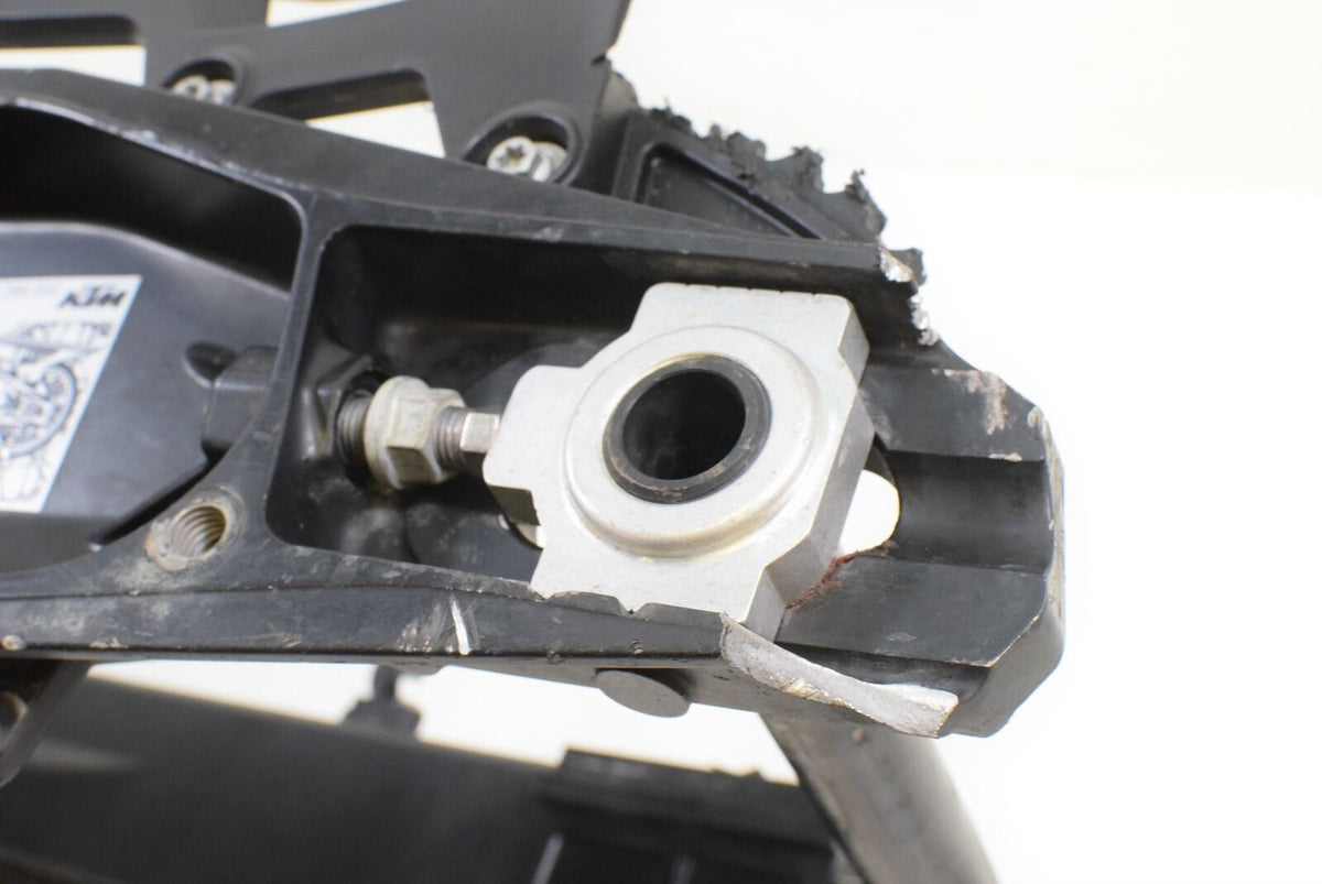 2017 KTM 1090 Adventure R Rear Swingarm Swing Arm - Damaged 6070403004433 {{ shop.shopifyCountryName }} - Mototech271