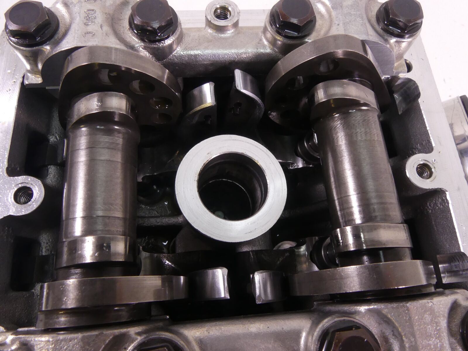 2008 Ducati 1098 S Rear Front Cylinder Head Vertical Horizontal Set 30122393B {{ shop.shopifyCountryName }} - Mototech271