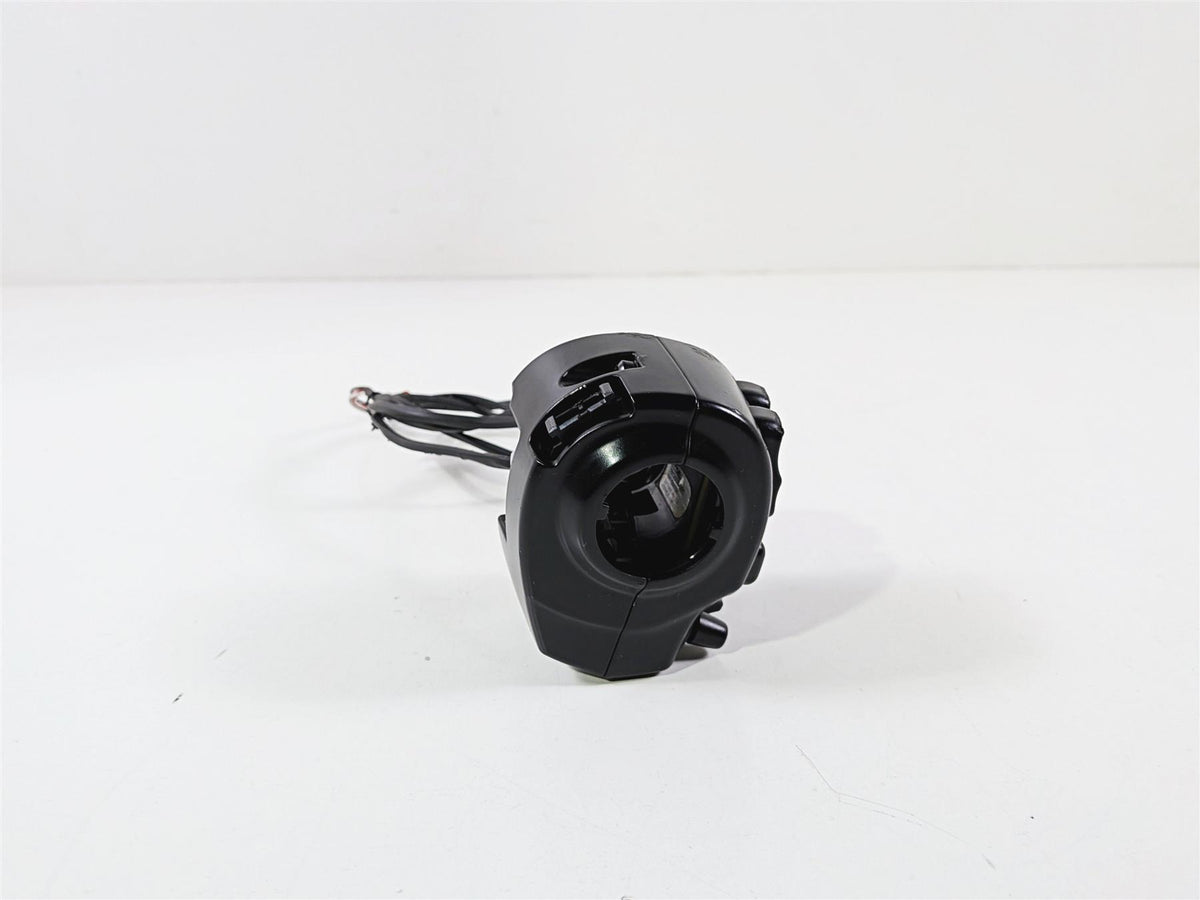 2017 Harley Touring FLHXS Street Glide Left Hand Control Switch Cruise -Read 71500128B {{ shop.shopifyCountryName }} - Mototech271