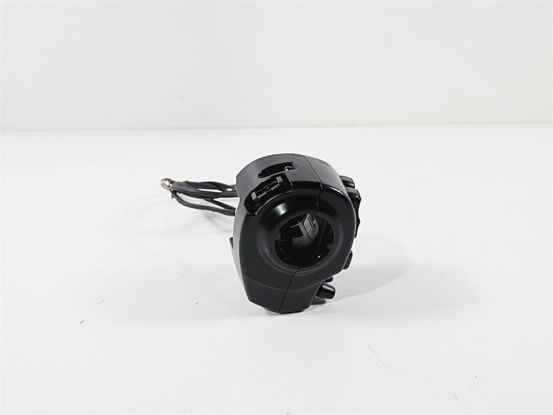 2017 Harley Touring FLHXS Street Glide Left Hand Control Switch Cruise -Read 71500128B {{ shop.shopifyCountryName }} - Mototech271