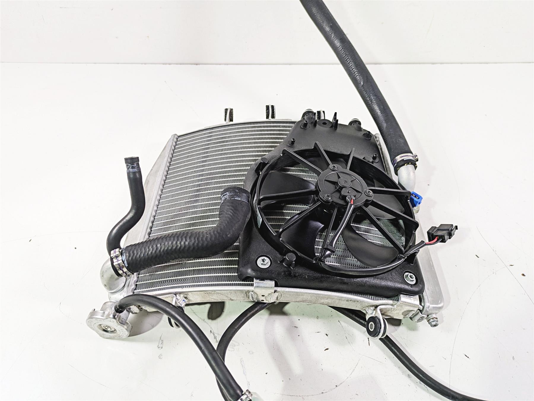 2022 MV Agusta F3 800 Rosso Radiator Fan Reservoir Hoses Set -READ 8000B5970 {{ shop.shopifyCountryName }} - Mototech271