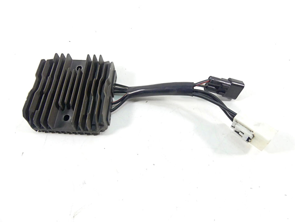 2008 Suzuki M109R VZR1800 Rectifier Voltage Regulator 32800-10G10 {{ shop.shopifyCountryName }} - Mototech271