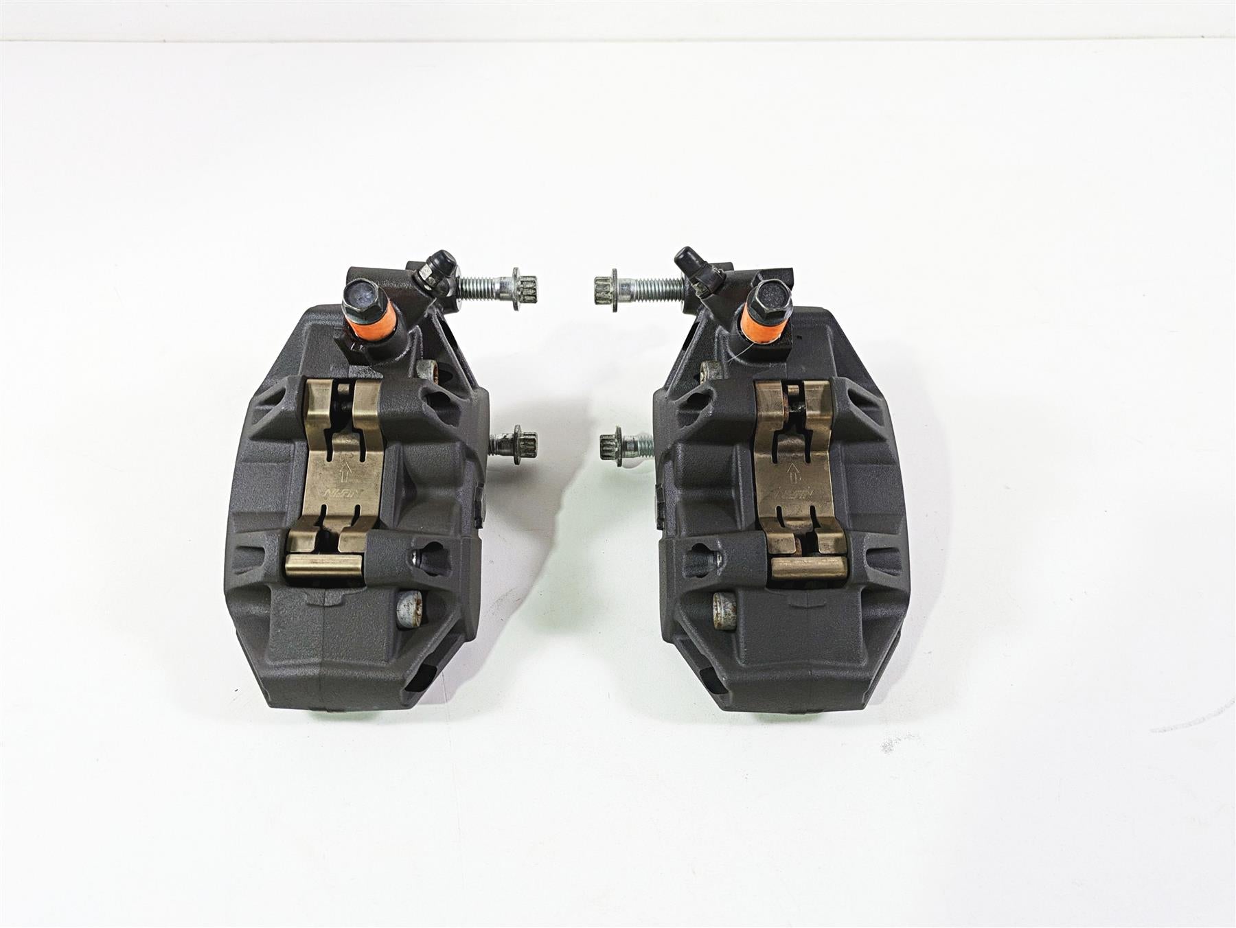 2009 Harley XR1200 Sportster Nissin Front Brake Caliper Set 42943-08 42944-08 {{ shop.shopifyCountryName }} - Mototech271
