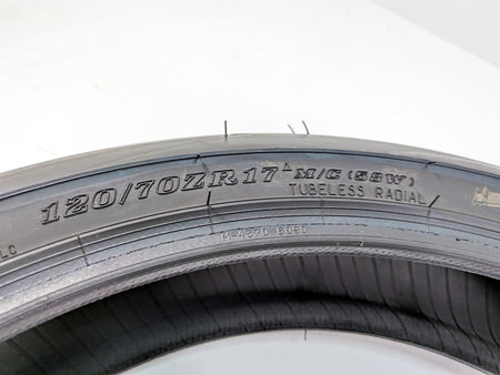 Used Front Motorcycle Tire Dunlop Sportmax Q4 120/70R17 45233176 {{ shop.shopifyCountryName }} - Mototech271