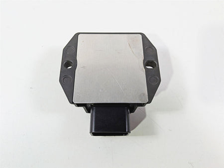 2024 Yamaha YZF R1 RN65 Rectifier Voltage Regulator FH022BA 2CR-81960-00-00 {{ shop.shopifyCountryName }} - Mototech271