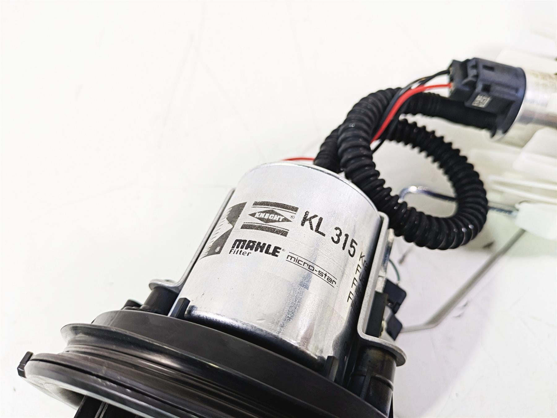 2016 BMW R1200RS K54 Fuel Gas Petrol Pump - Tested 16148357969 {{ shop.shopifyCountryName }} - Mototech271