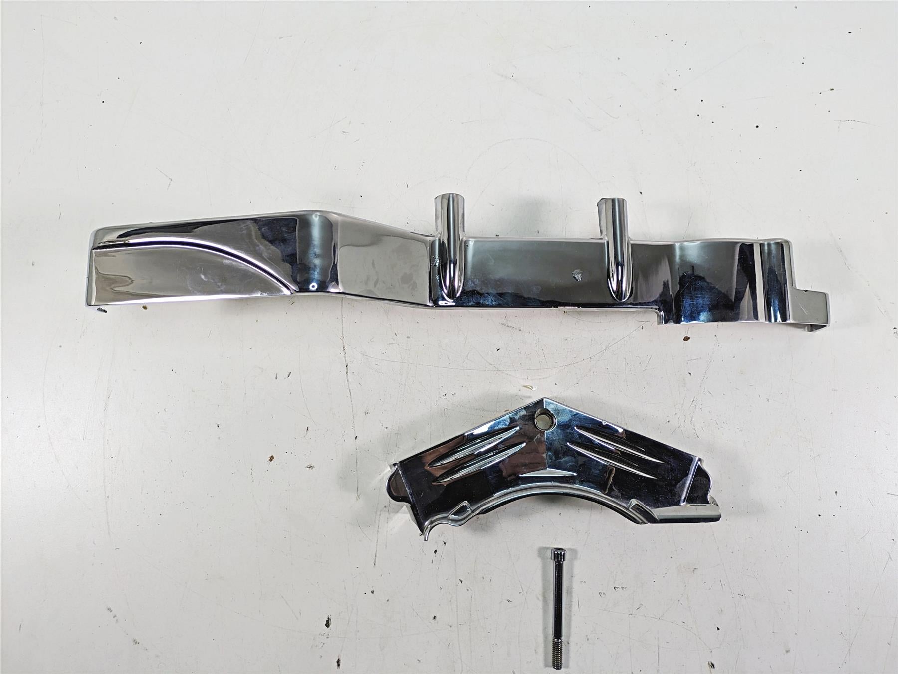 2000 Harley FXSTS Softail Springer Kuryakyn Chrome Inner Primary Cover Set 8299 {{ shop.shopifyCountryName }} - Mototech271