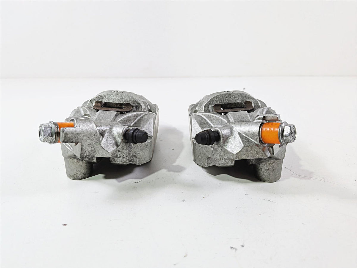 2024 Suzuki GSXR 600 Brembo Front Brake Calipers 108mm 59300-17K20-999 59100-17K20-999 {{ shop.shopifyCountryName }} - Mototech271