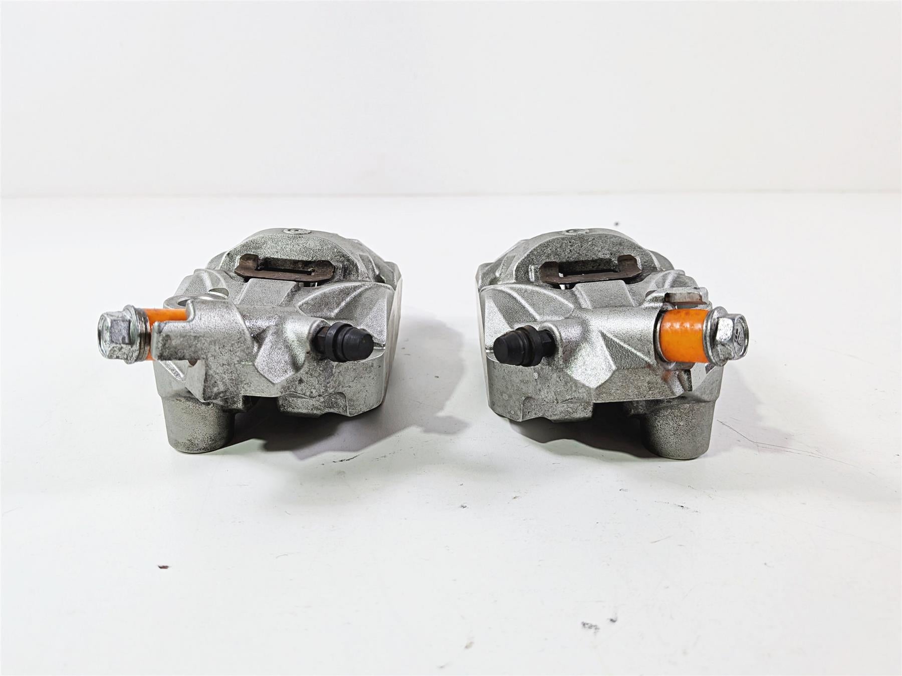 2024 Suzuki GSXR 600 Brembo Front Brake Calipers 108mm 59300-17K20-999 59100-17K20-999 {{ shop.shopifyCountryName }} - Mototech271