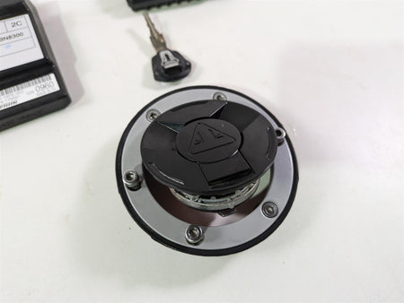 2024 Triumph Tiger 900 GT Ignition Switch Cdi Key 434MHz Immobilizer T2505562 {{ shop.shopifyCountryName }} - Mototech271