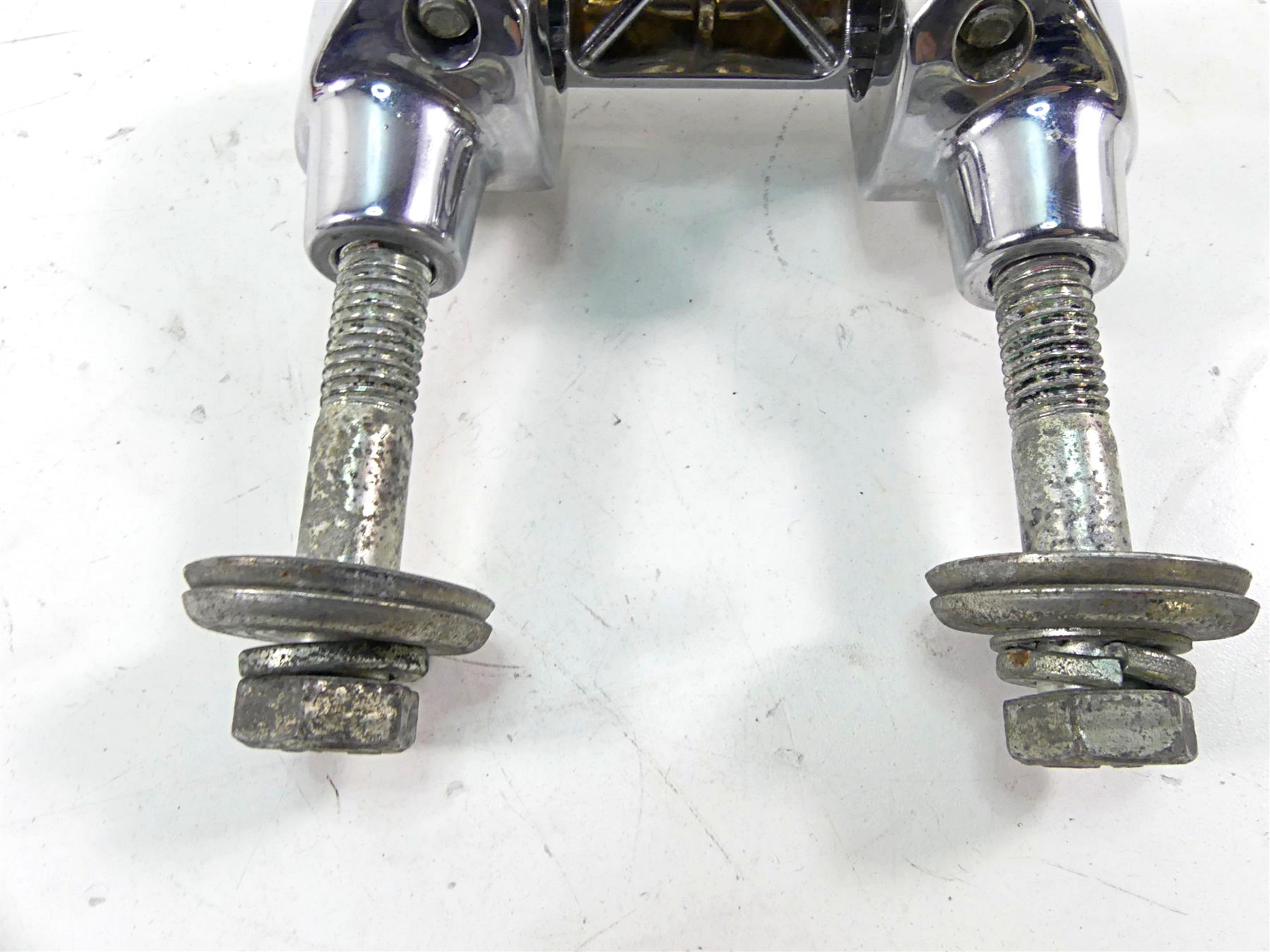 2002 Harley FLSTCI Softail Heritage Chrome Handlebar Holder Riser Set 56567-86B {{ shop.shopifyCountryName }} - Mototech271