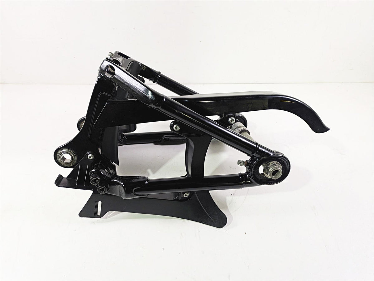 2020 Harley Softail FXST Standard Swingarm Swing Arm & Guards 47400099BHP {{ shop.shopifyCountryName }} - Mototech271