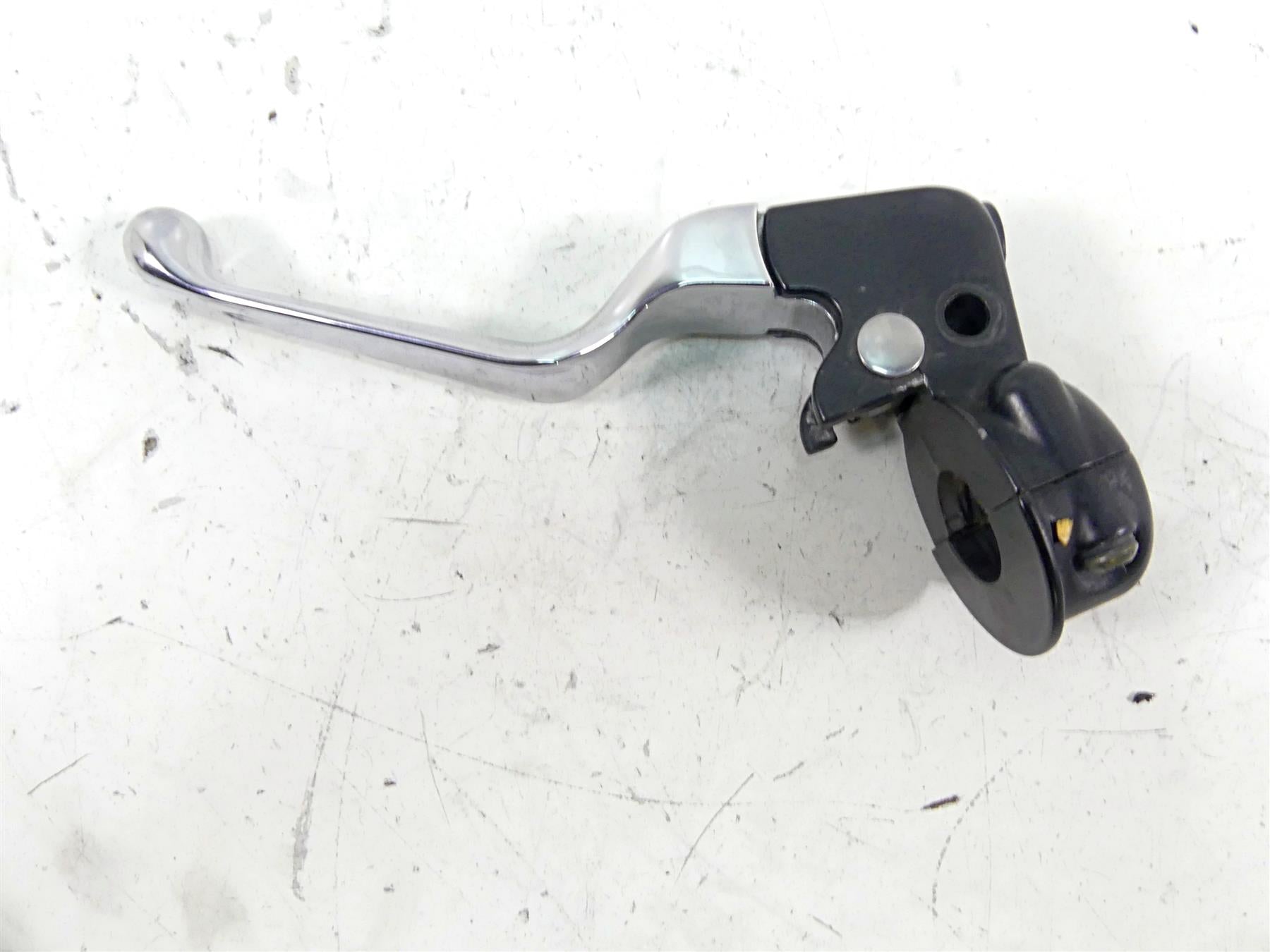 2002 Harley Touring FLHTC Electra Glide Clutch Perch & Chrome Lever 45015-96 {{ shop.shopifyCountryName }} - Mototech271