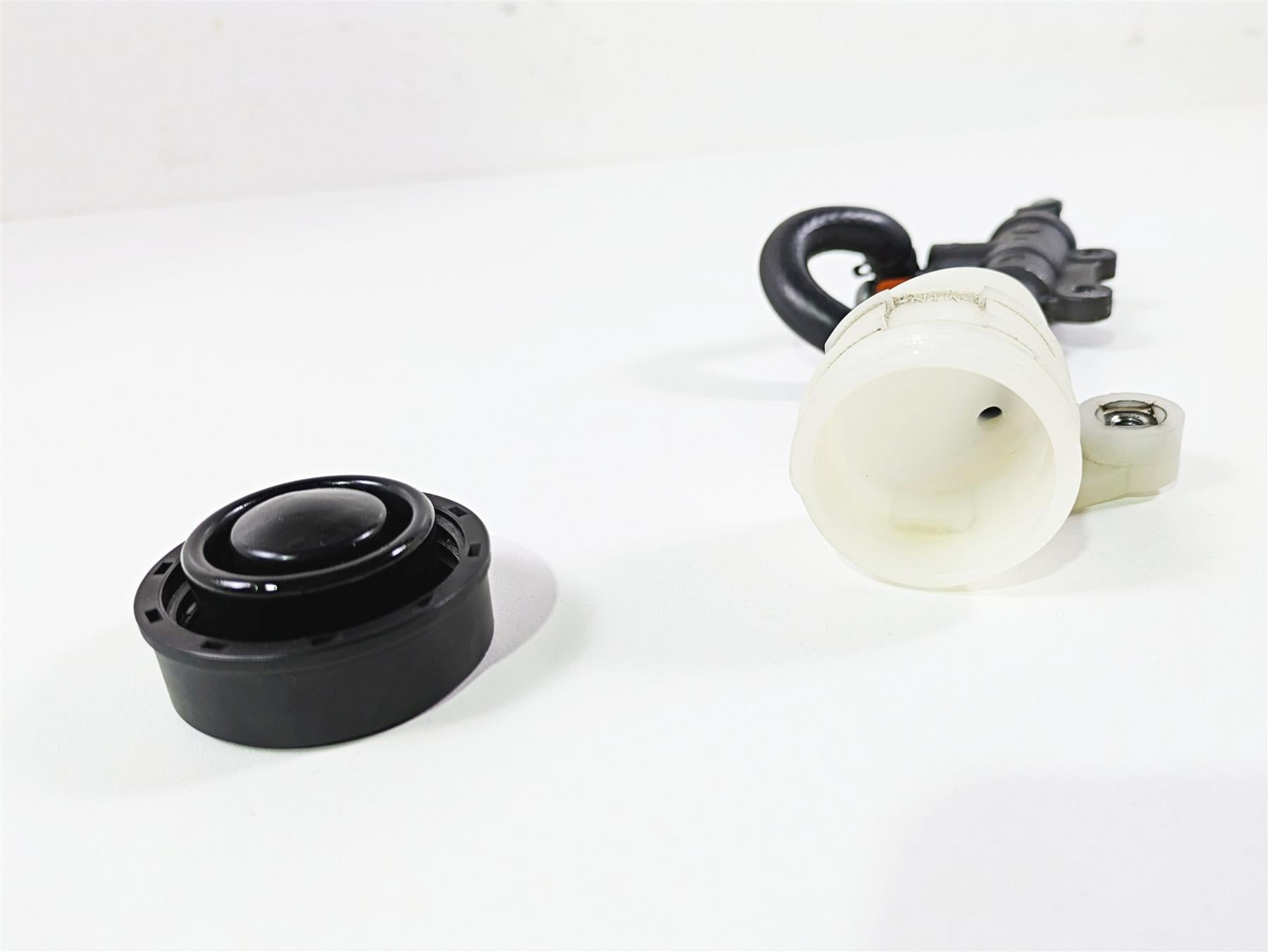 2019 BMW R1250RT K52 Nissin Rear Brake Master Cylinder 1/2" Bore 34318522398 {{ shop.shopifyCountryName }} - Mototech271