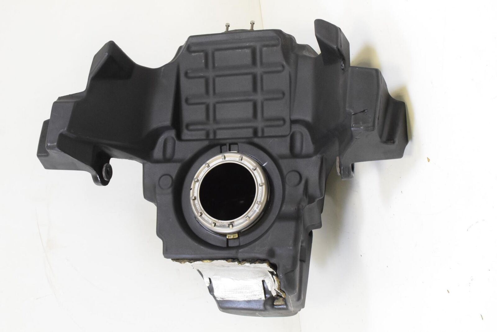 2010 BMW K1300GT K1300 GT K44 Fuel Gas Petrol Tank 16117711030 {{ shop.shopifyCountryName }} - Mototech271