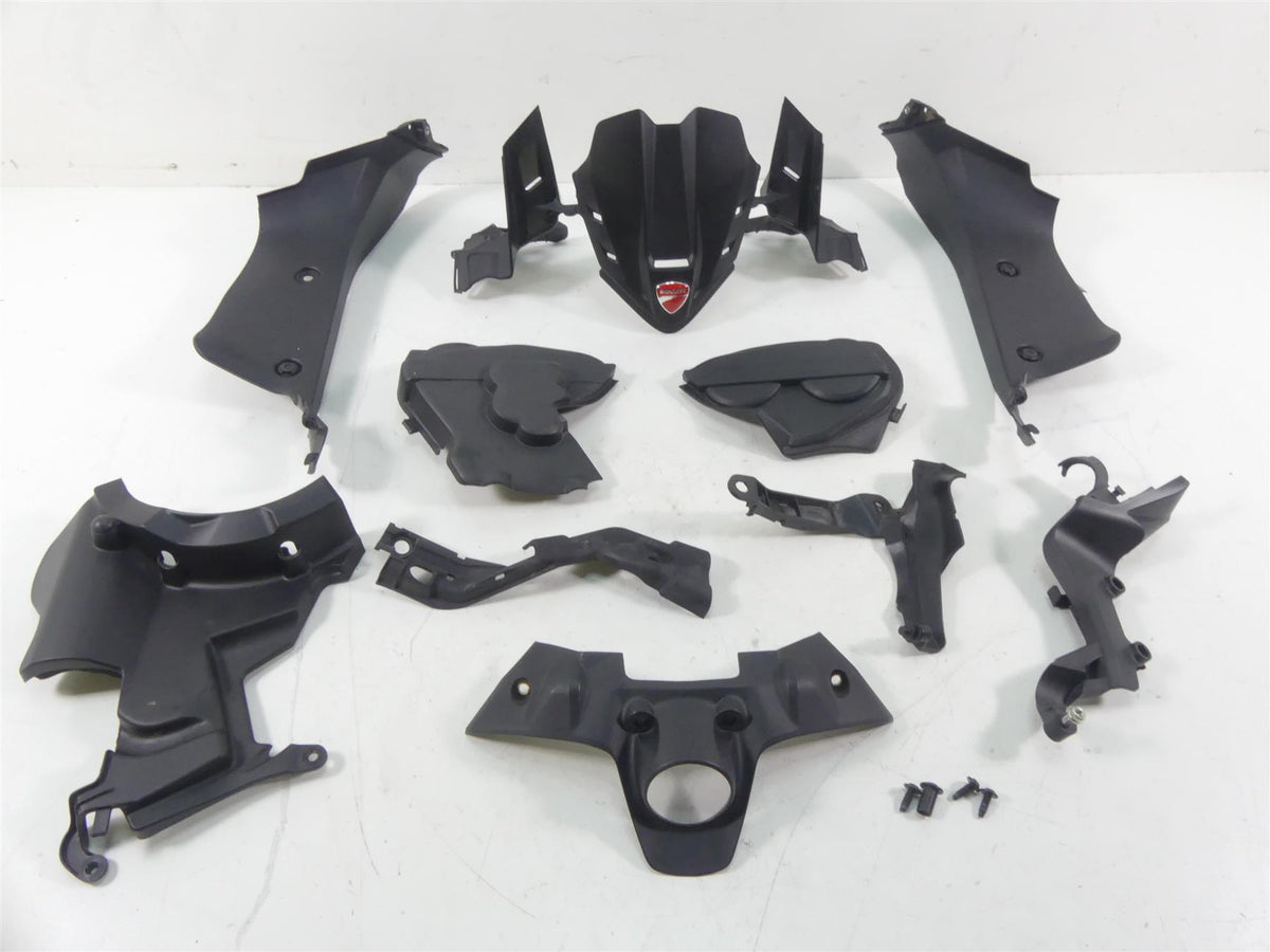 2020 Ducati Panigale V2 Frame Bike Infill Cover Fairing Set 46011431A 46014962C {{ shop.shopifyCountryName }} - Mototech271