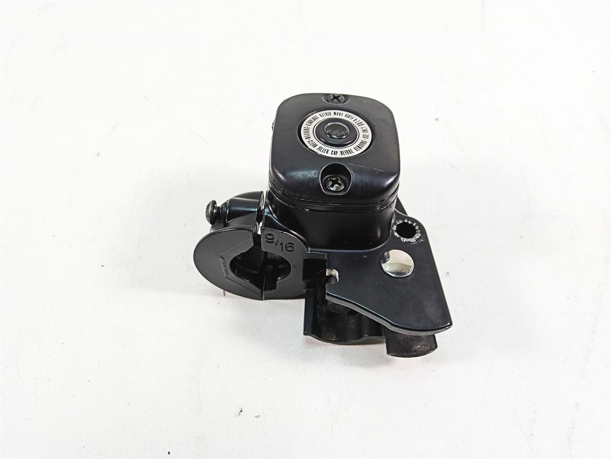 2012 Harley FLD Dyna Switchback Front Brake Master Cylinder 9/16" 45029-11C {{ shop.shopifyCountryName }} - Mototech271