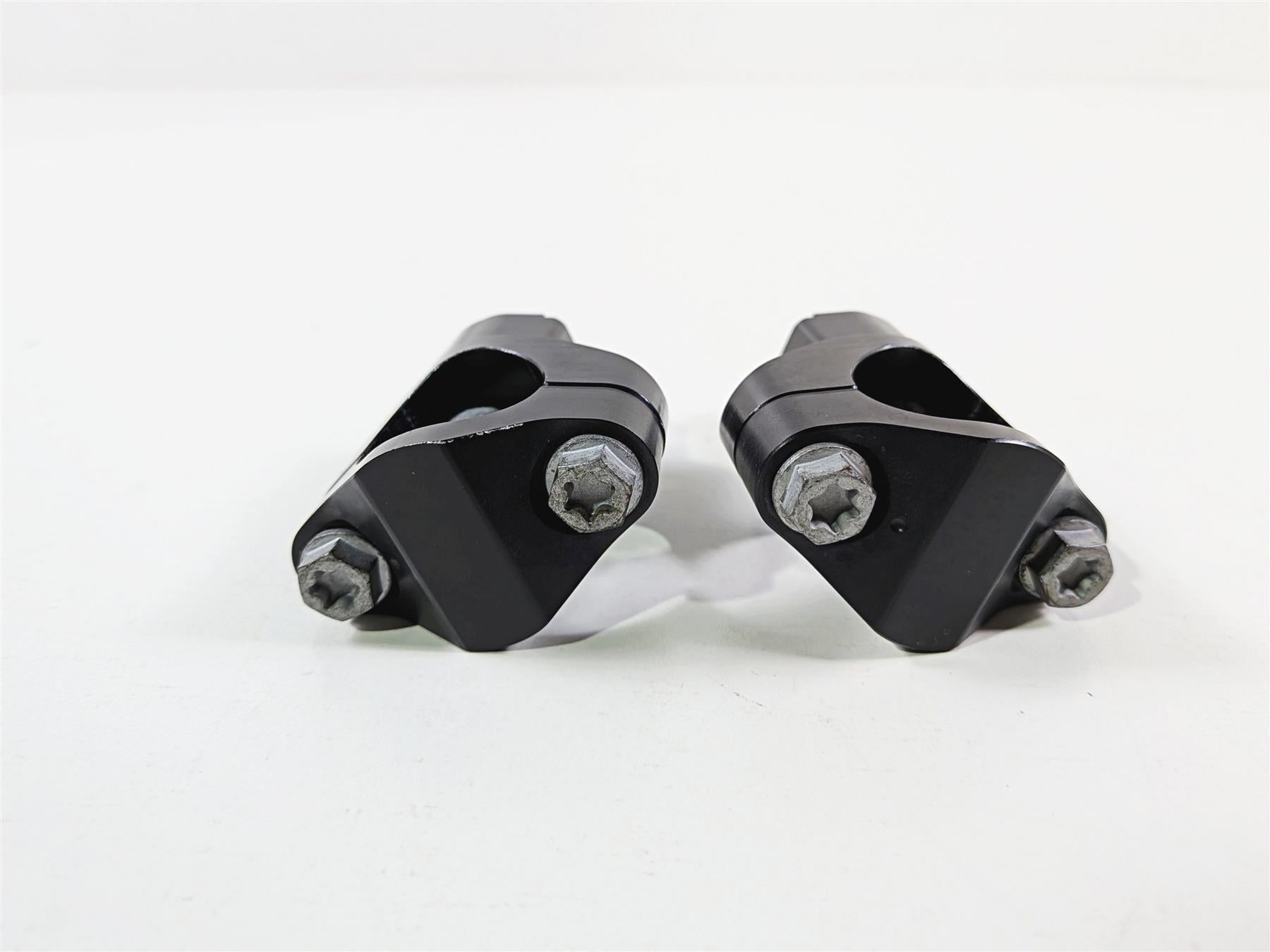 2016 KTM 1290 Super Adventure Handlebar Holder Riser Set 00050000927 {{ shop.shopifyCountryName }} - Mototech271