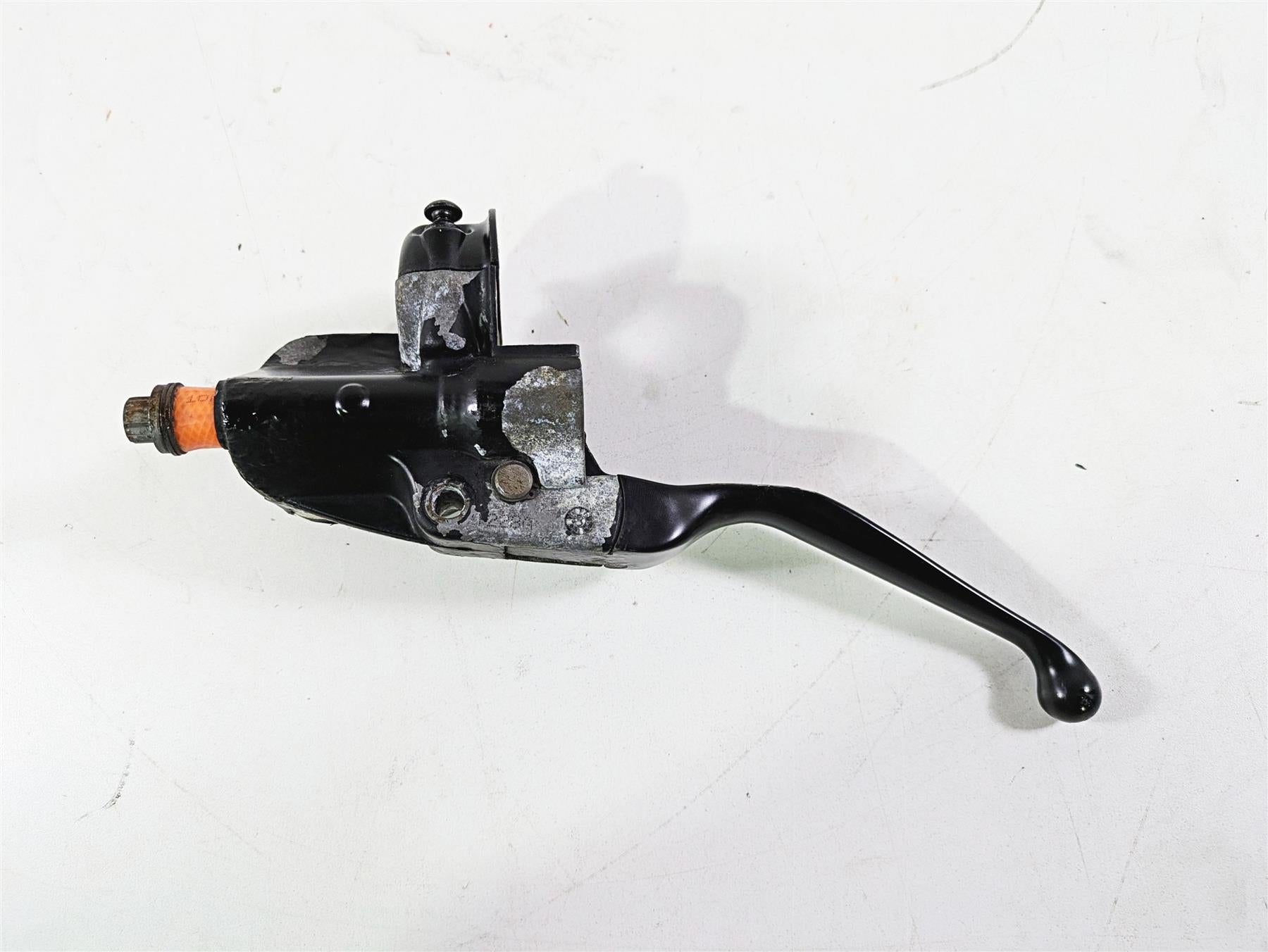 2008 Harley FLSTSB Cross Bones Front Master Cylinder 9/16" Bore 45019-08C {{ shop.shopifyCountryName }} - Mototech271