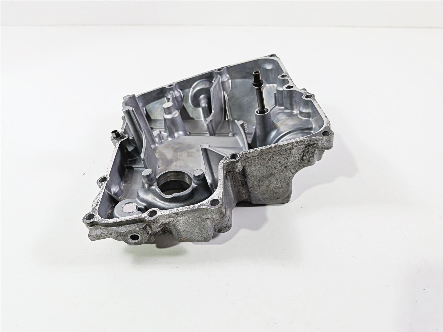 2008 Yamaha YZF R1 RN19 Oil Pan Bottom Engine Cover 4C8-13417-00-00 4C8-13400-00 {{ shop.shopifyCountryName }} - Mototech271