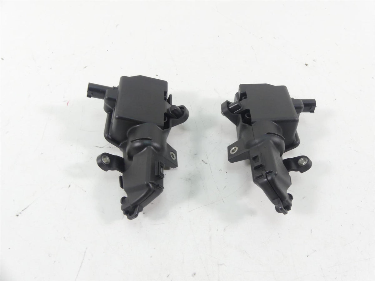 2017 BMW R1200RT K52 Saddlebag Lock Actuator Motor Set 46548549165 {{ shop.shopifyCountryName }} - Mototech271