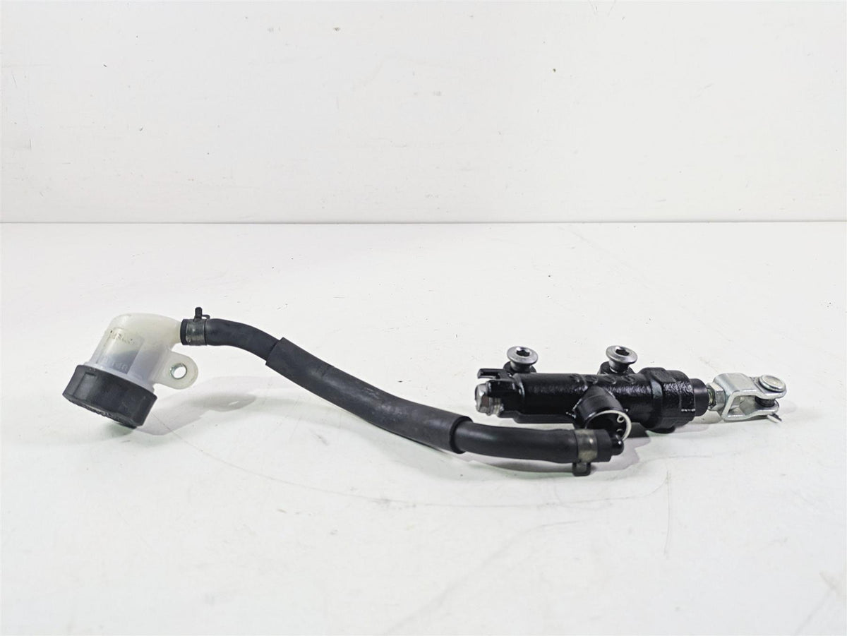 2024 Kawasaki ZX6R ZX636 Ninja Rear Brake Master Cylinder 1/2 43015-0575 {{ shop.shopifyCountryName }} - Mototech271