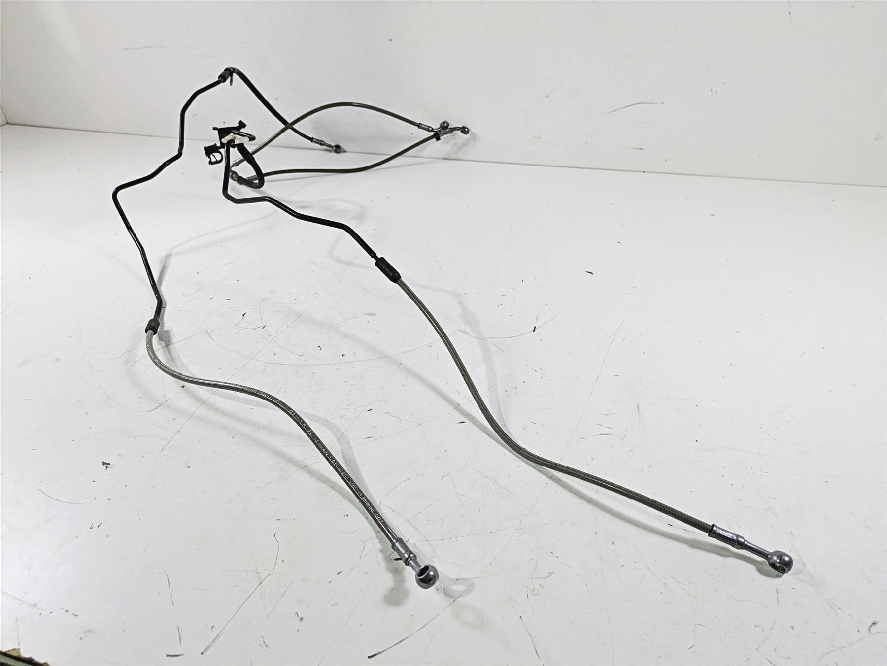 2019 BMW S1000XR K49 Front Abs Brake Line Set 34328551363 {{ shop.shopifyCountryName }} - Mototech271
