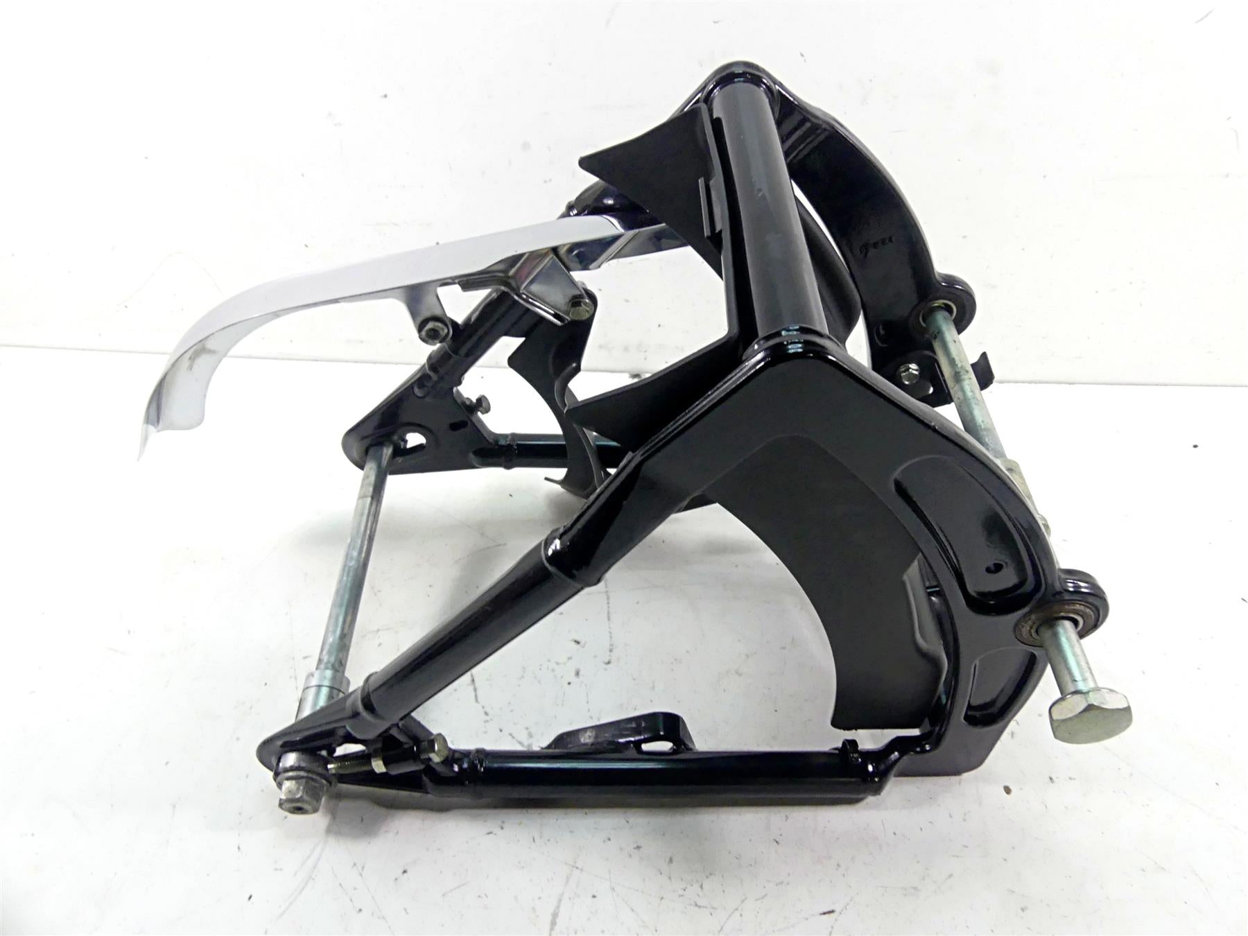 2006 Harley Softail FXSTSI Springer Rear 200mm Swingarm & Belt Covers 47614-06 {{ shop.shopifyCountryName }} - Mototech271