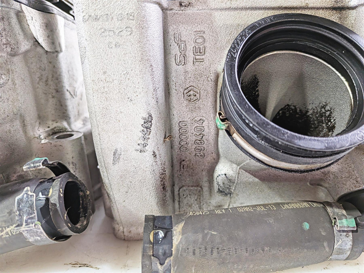 2014 Aprilia RSV4 RR Factory Front Rear Cylinder Head Cam Shaft Set 14K B0447525 {{ shop.shopifyCountryName }} - Mototech271