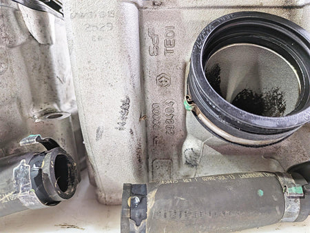 2014 Aprilia RSV4 RR Factory Front Rear Cylinder Head Cam Shaft Set 14K B0447525 {{ shop.shopifyCountryName }} - Mototech271