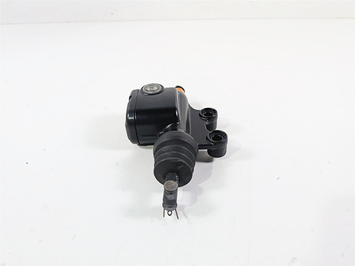 2020 Harley Touring FLTRK Road Glide Rear Brake Master Cylinder 41700028A {{ shop.shopifyCountryName }} - Mototech271
