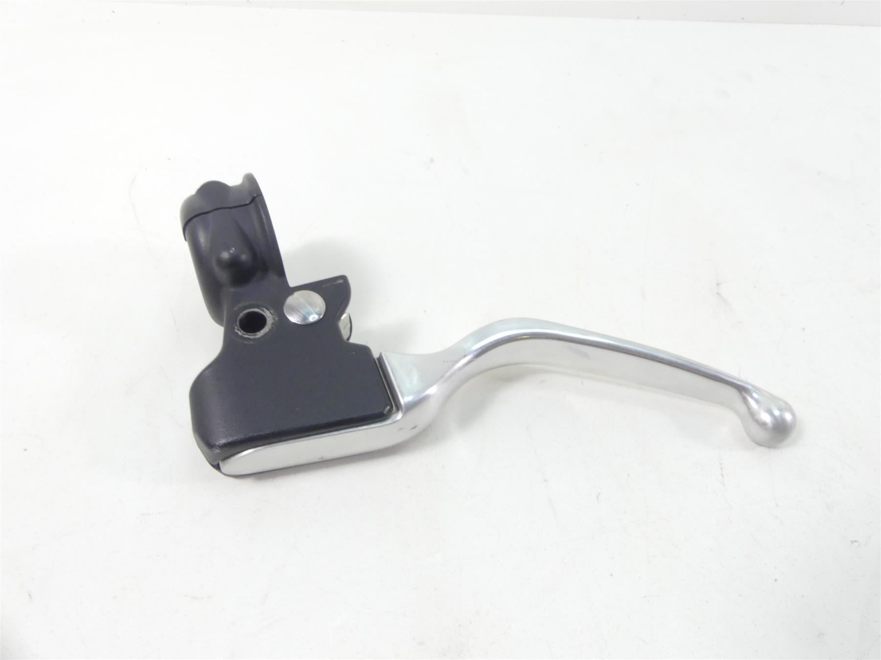 2019 Harley Softail FXBB Street Bob Clutch Perch & Lever 36700200 45080-08A | Mototech271