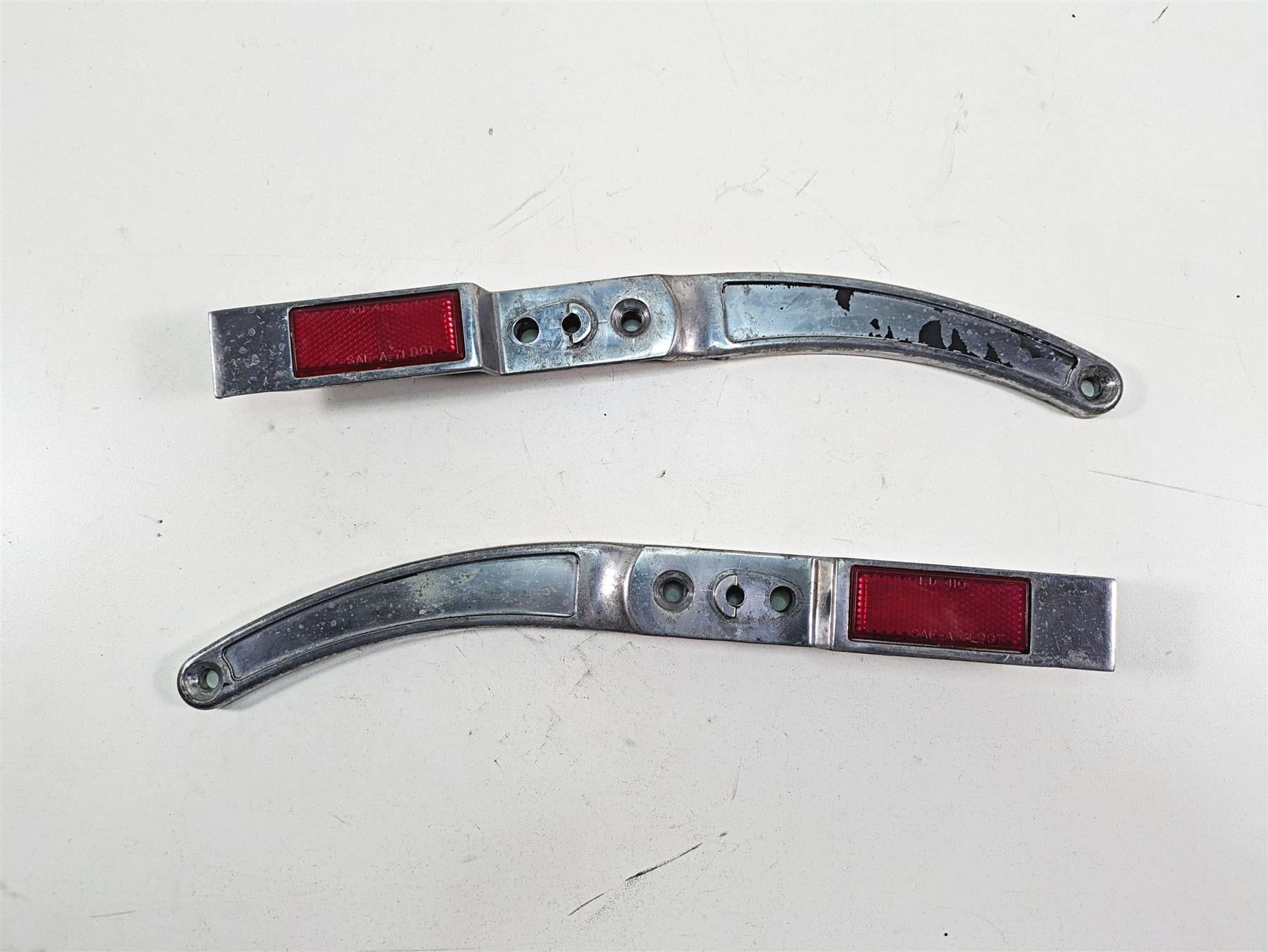 1986 Harley Sportster XLH 883 Rear Fender Frame Struts Set 59952-81 59953-81 {{ shop.shopifyCountryName }} - Mototech271